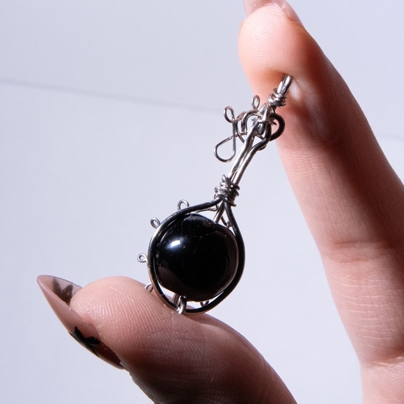 Handmade Silver Wire-Wrapped Pendant - Picture 2 of 2